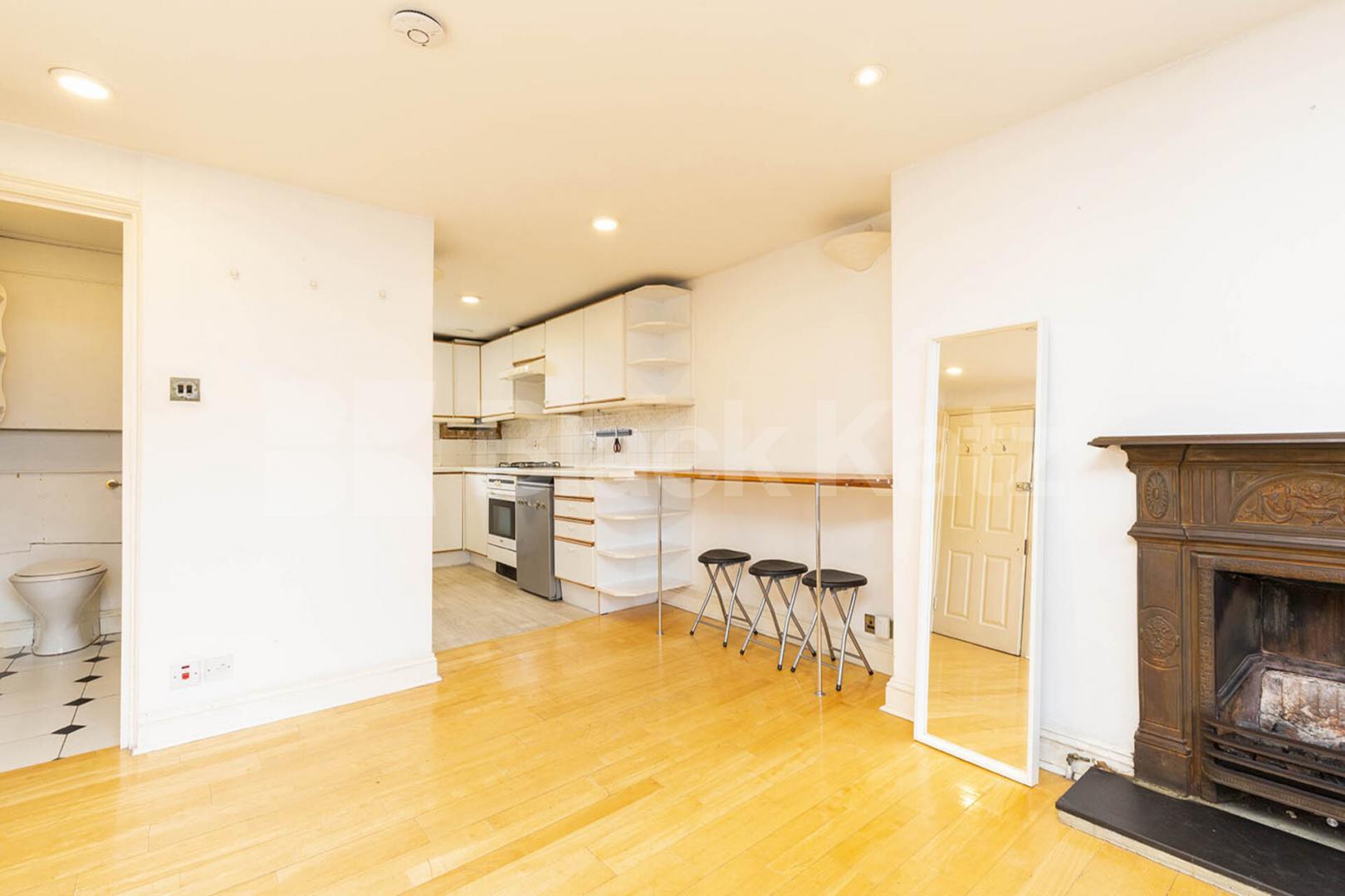 Spacious Studio located in a vibrant area of Islington on Upper Street Upper Street , Highbury & Islington 